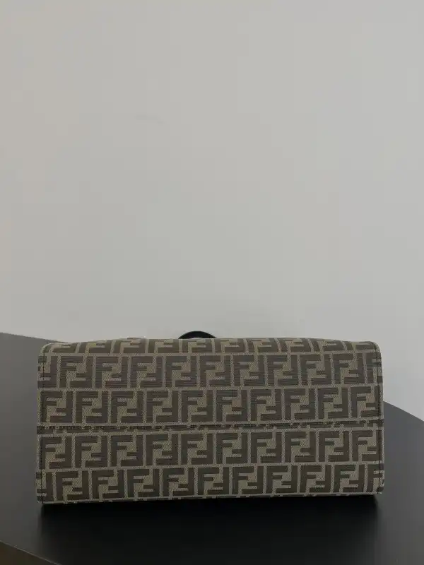 First bag ru Fendi FF Jacquard Shopper-41*35*19cm