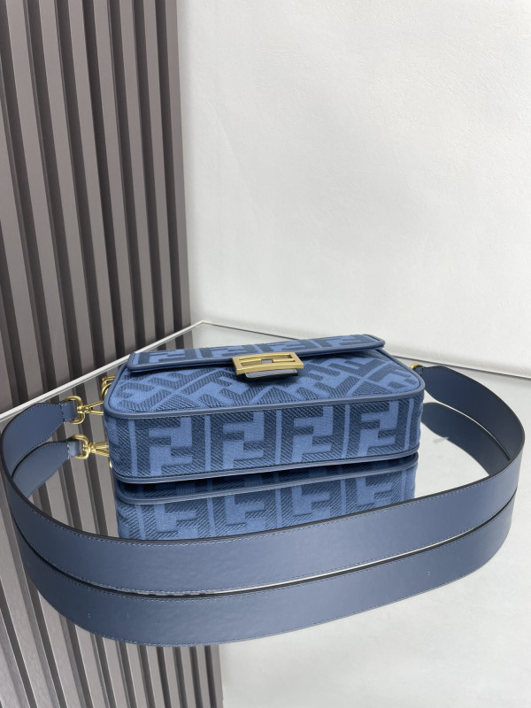 HOT SALE FENDI BAGUETTE-26*13*6CM