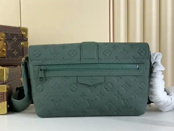 Aaa replica ru LOUIS VUITTON S-Cape Messenger-28*16*10cm