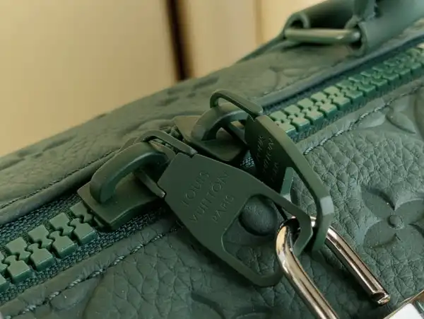 LOUIS VUITTON KEEPALL BANDOULIÈRE 50