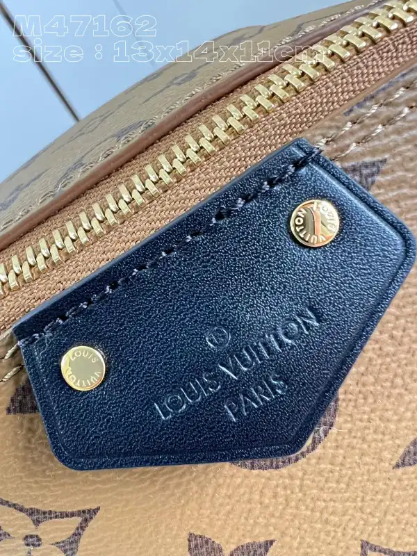 Firstbag Ru LOUIS VUITTON Just In Case-13*14*11.5CM