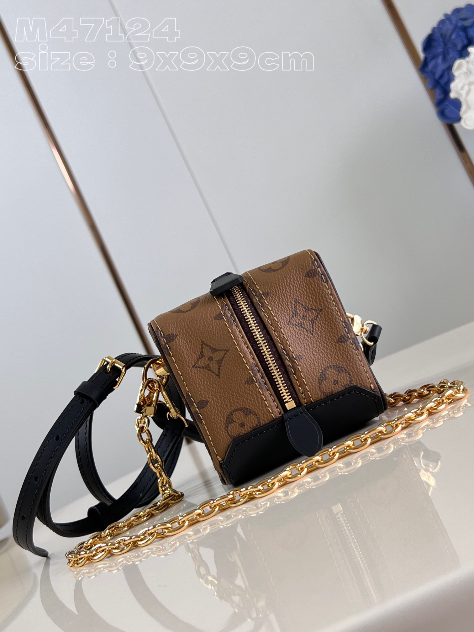 HOT SALE LOUIS VUITTON Dice bag-9.5*9.5*9.5CM