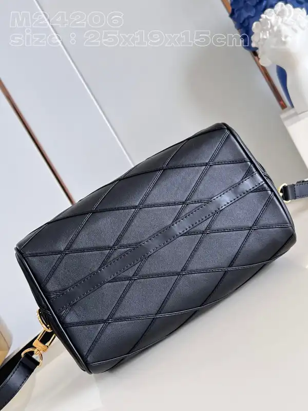 You get luxury for less. Shop now for the best deals on fake Louis bags. Louis Vuitton SPEEDY 25