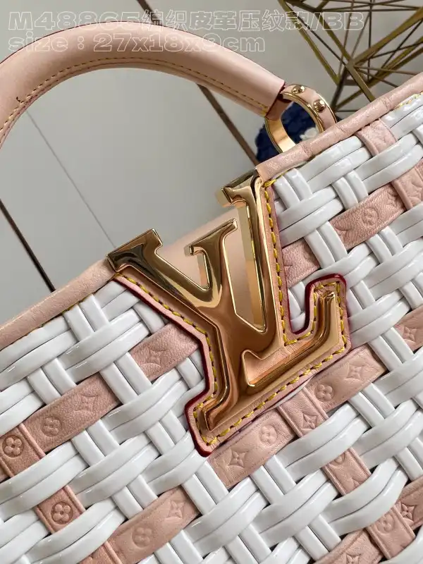 First bag ru LOUIS VUITTON CAPUCINES BB-27*18*9CM