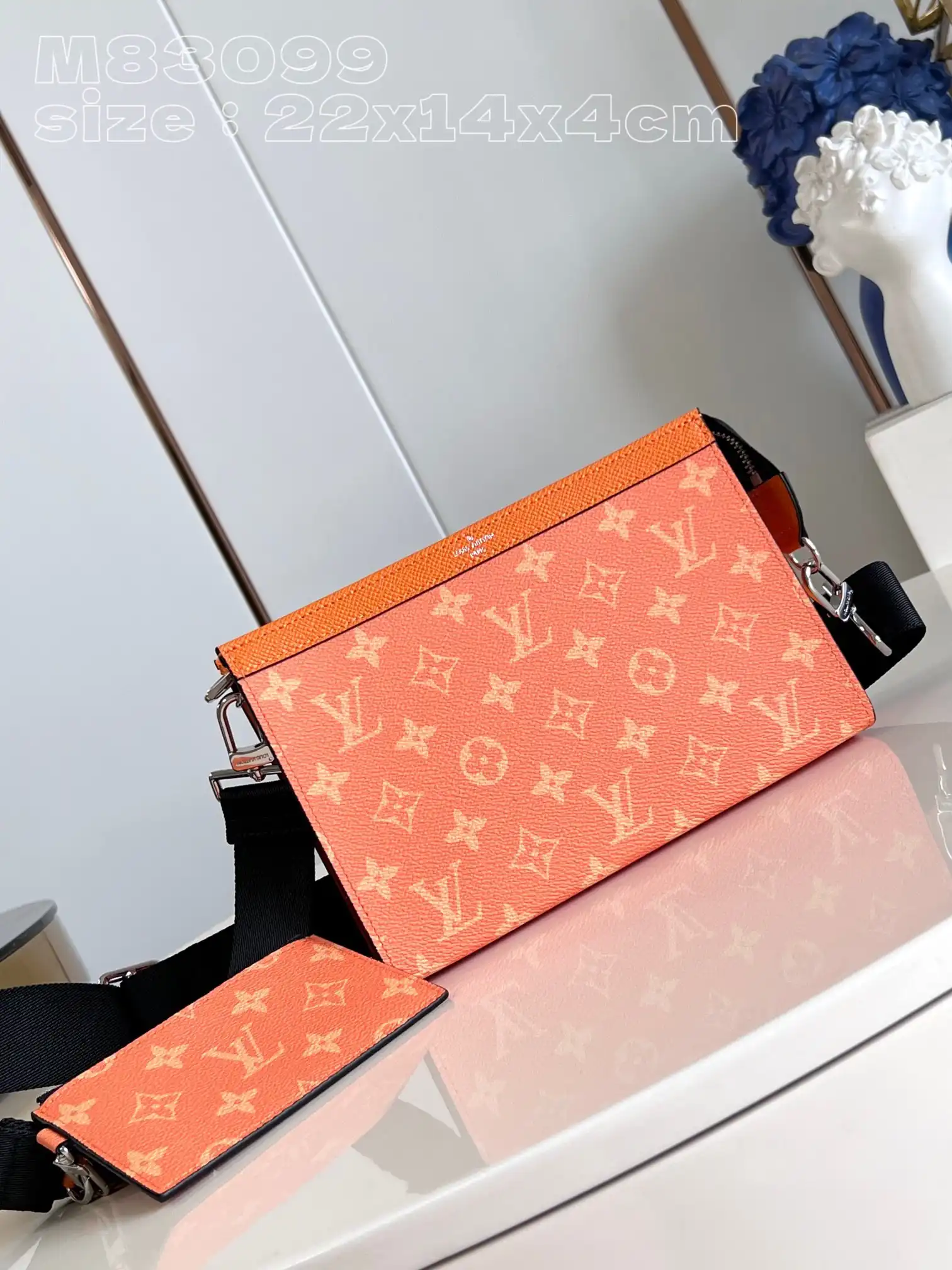 Aaa replica bags LOUIS VUITTON Gaston Wearable Wallet -22*14.5*4.5CM