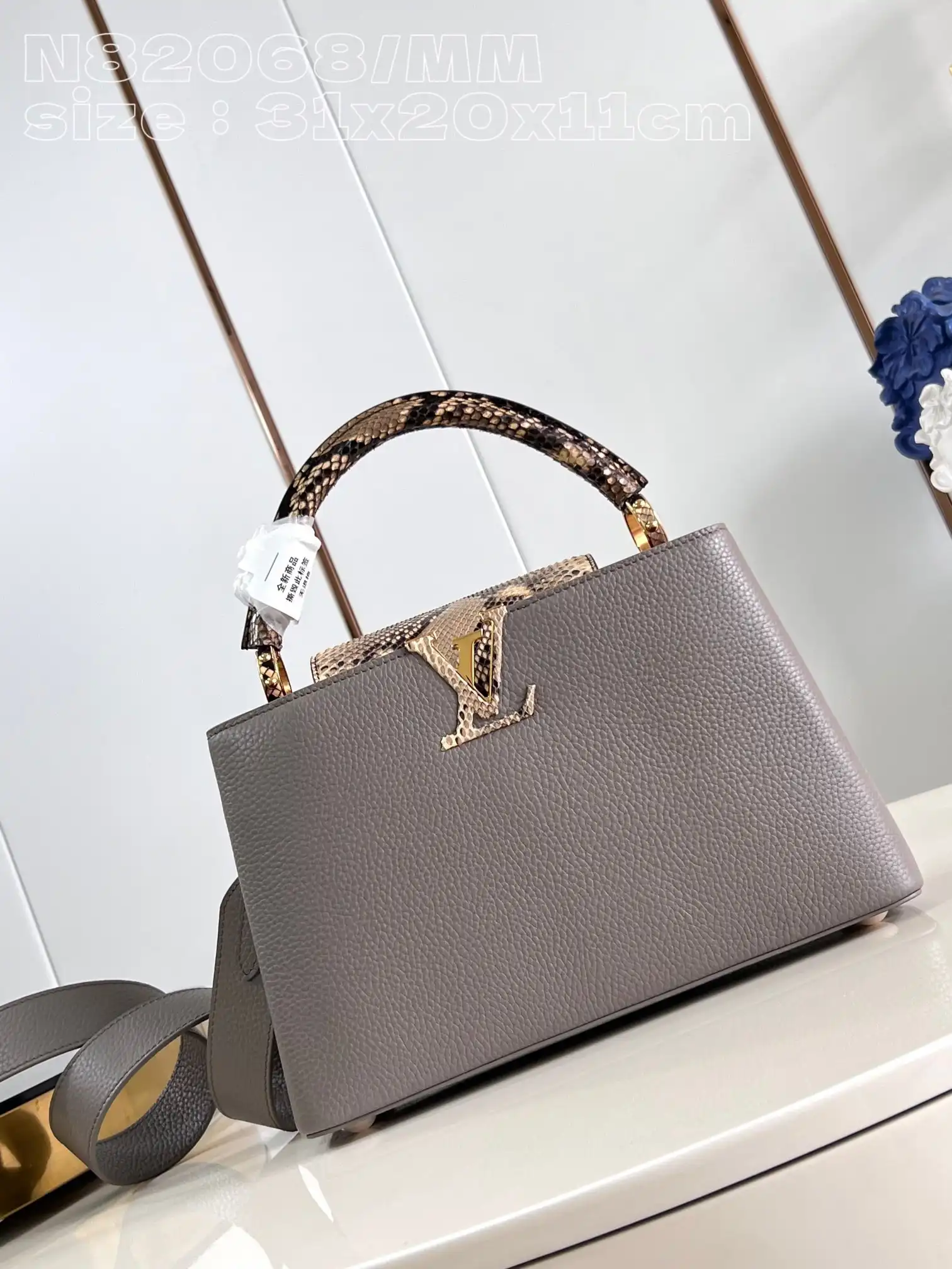 Affordable LOUIS VUITTON CAPUCINES BB-31.5*20*11CM