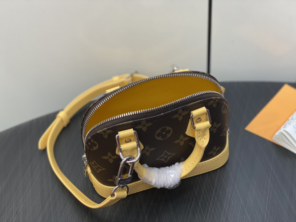 HOT SALE LOUIS VUITTON Nano Alma-18*12*8cm