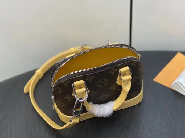 Frstbag ru LOUIS VUITTON Nano Alma-18*12*8cm