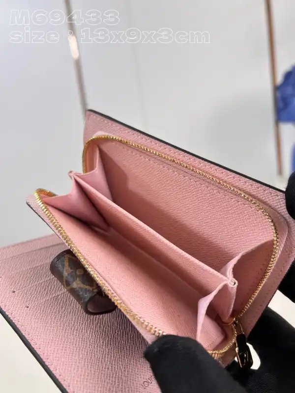 Aaa replica bags LOUIS VUITTON Juliette WALLET-13*9*3 cm