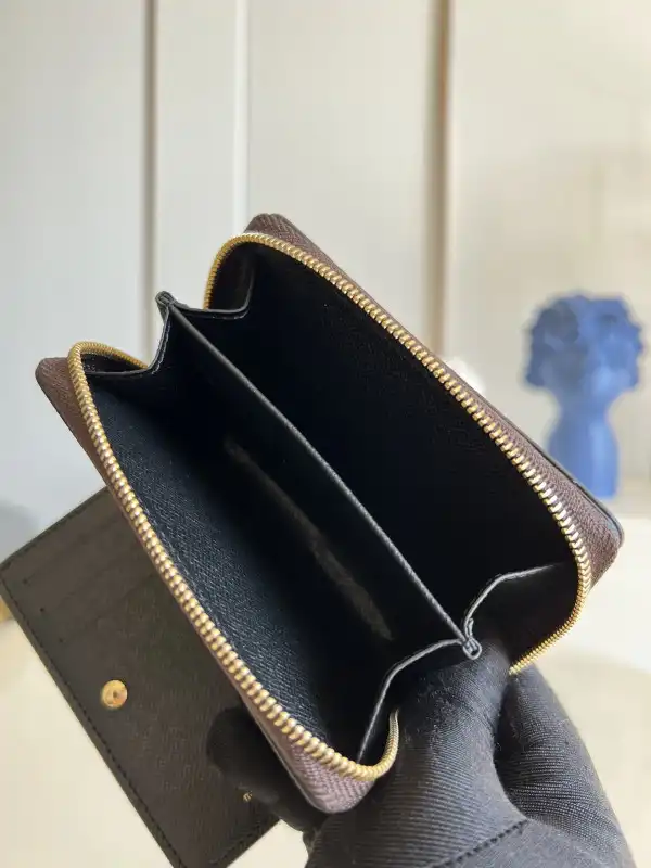 TO LOUIS VUITTON Juliette WALLET-13.5*11*3 cm