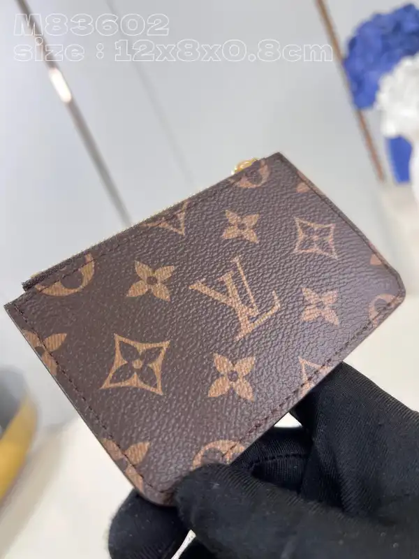 TO LOUIS VUITTON Romy Card Holder-12*8*0.8cm