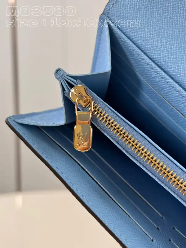 First bag ru Louis Vuitton SARAH WALLET-19*10.5*2cm