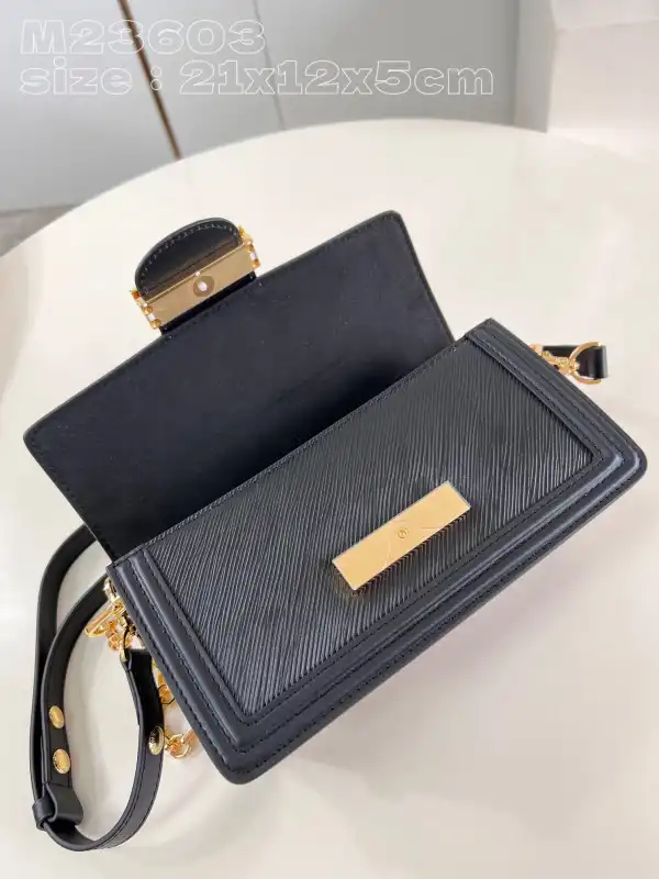 First bag ru LOUIS VUITTON DAUPHINE East West-21*12*5CM