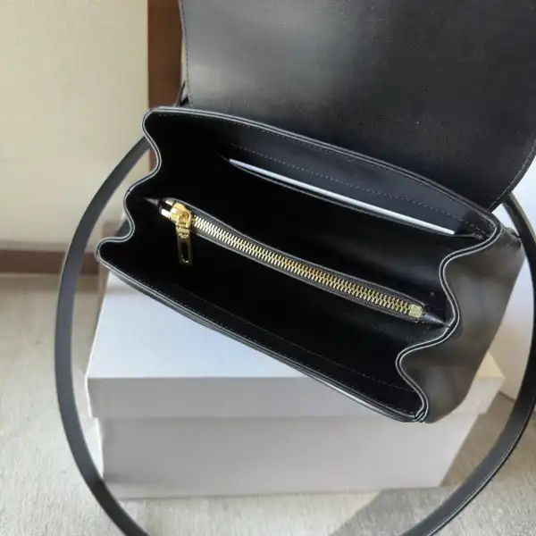 CELIN* 16 IN SATINATED CALFSKIN-23*19*10.5cm