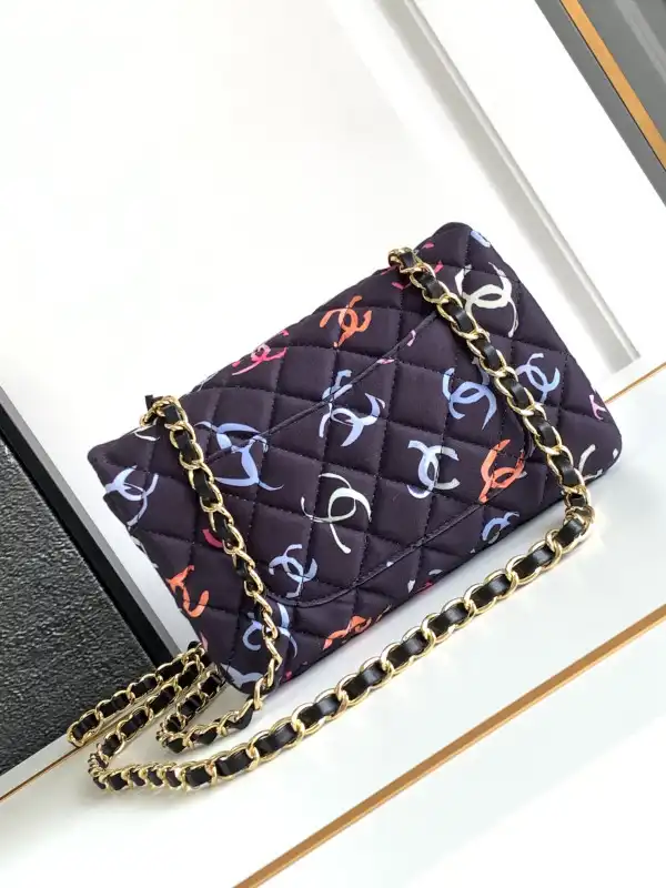 CHANEL FLAP BAG 20CM