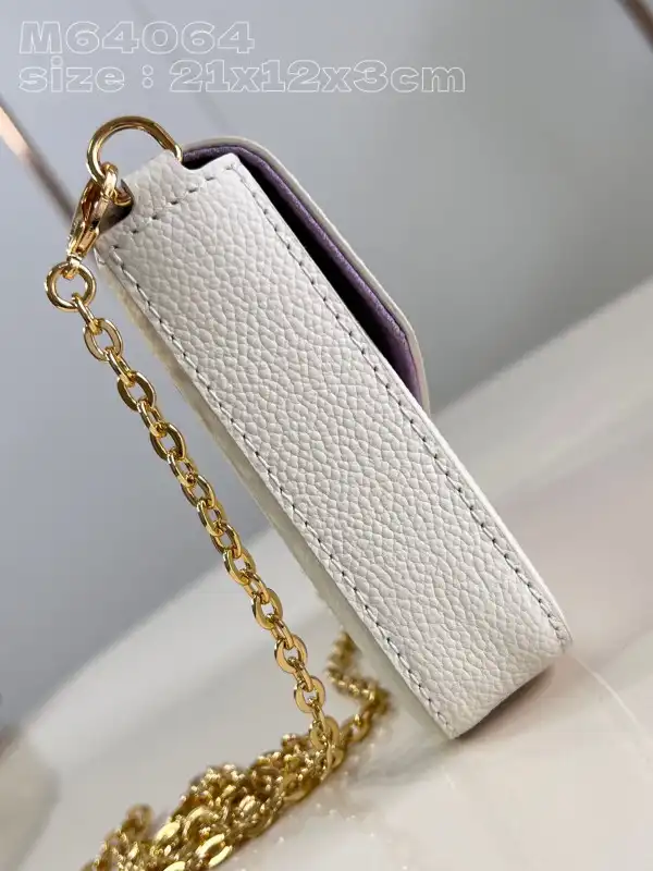 LOUIS VUITTON POCHETTE FÉLICIE