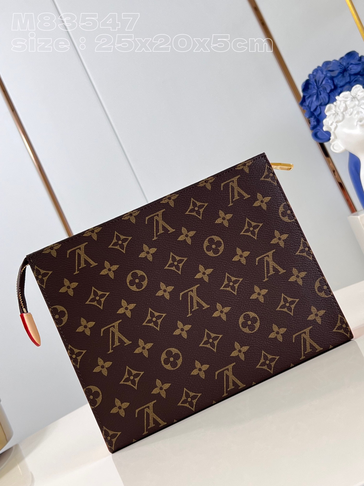 HOT SALE LOUIS VUITTON Poche Toilette-25*20*5.5cm