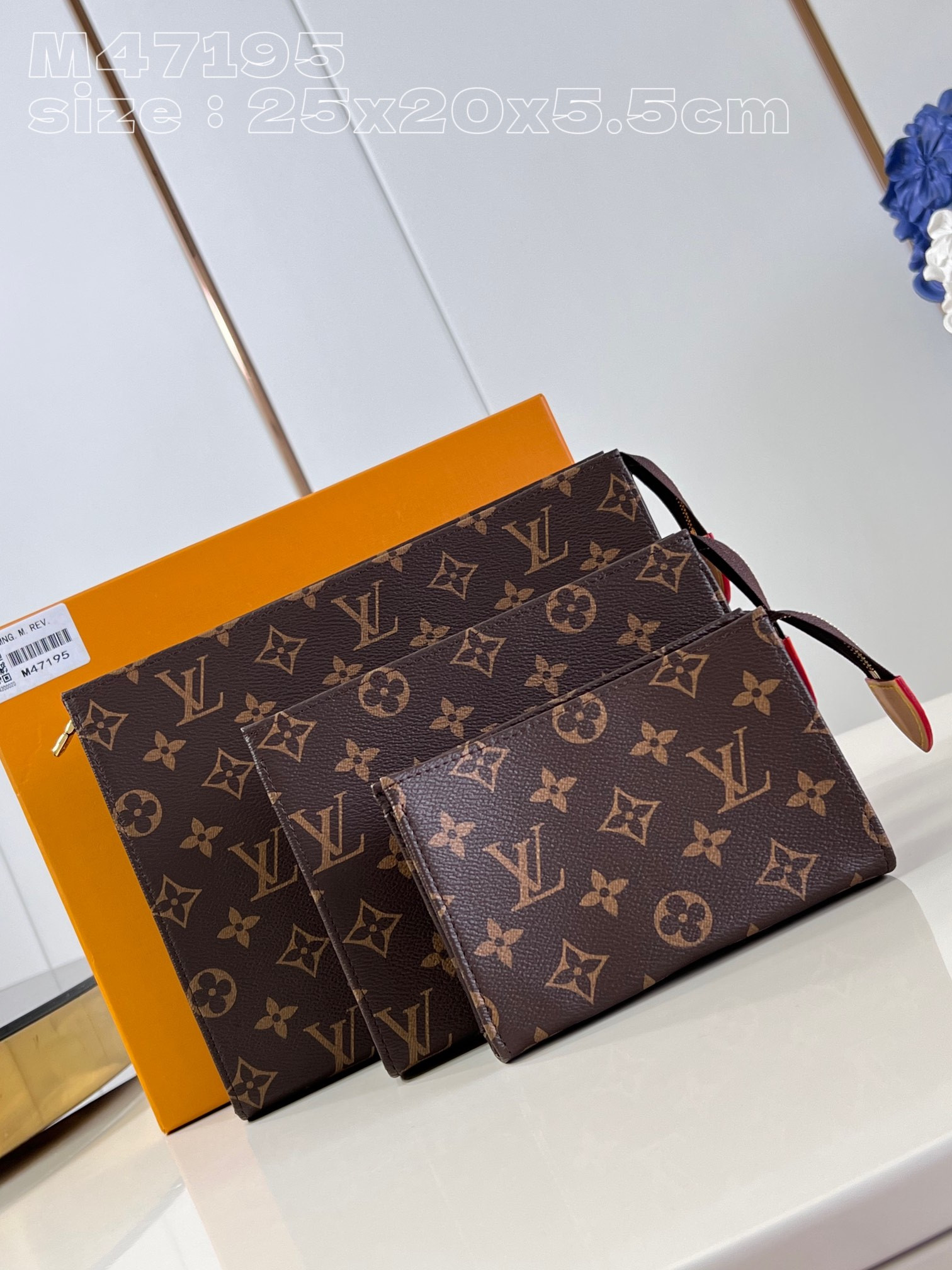 HOT SALE LOUIS VUITTON Trio Toilet Pouch-25*20*5.5cm