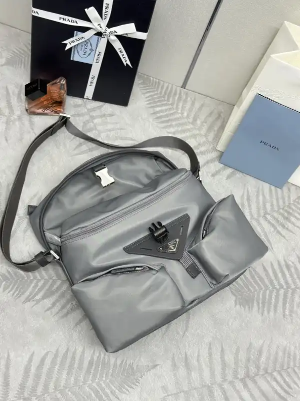 First bag ru Prada MEN BAG-29*23*15CM