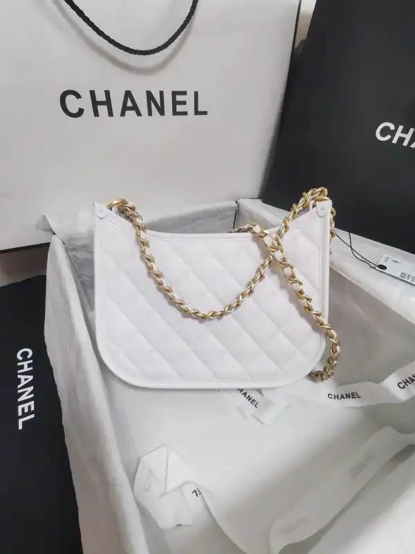 CHANEL HOBO HANDBAG-20*24*6cm