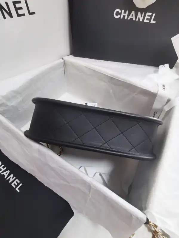 CHANEL HOBO HANDBAG-20*24*6cm