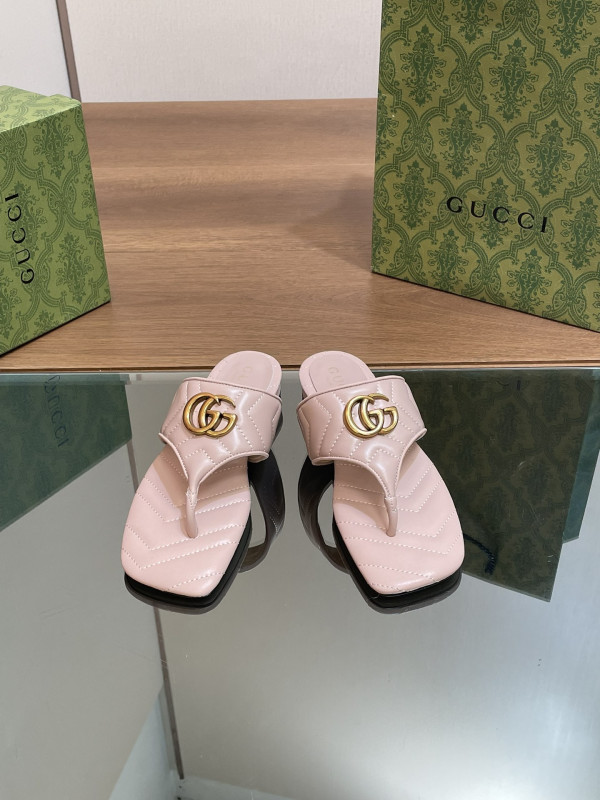 GUCCI WOMEN'S DOUBLE G THONG SANDAL