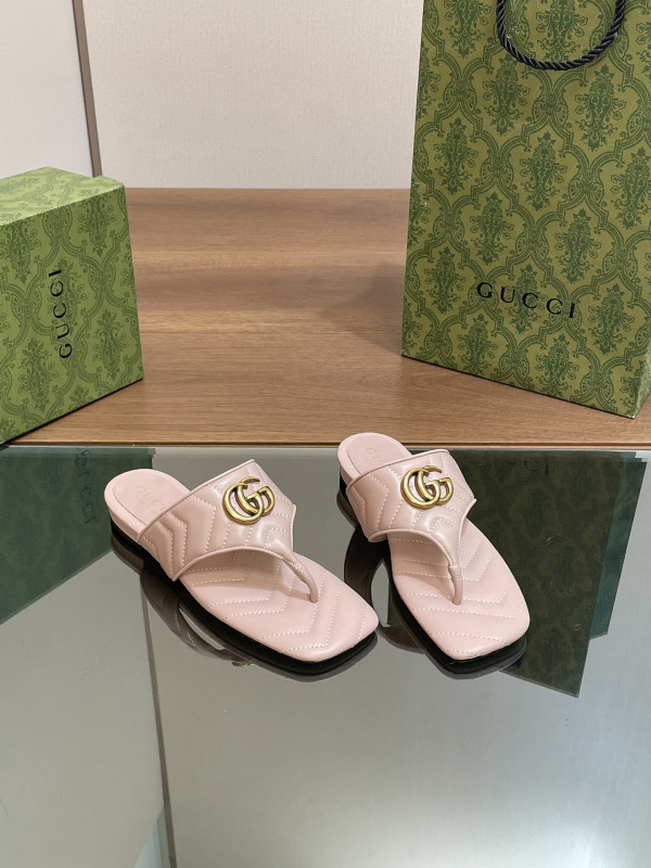 GUCCI WOMEN'S DOUBLE G THONG SANDAL