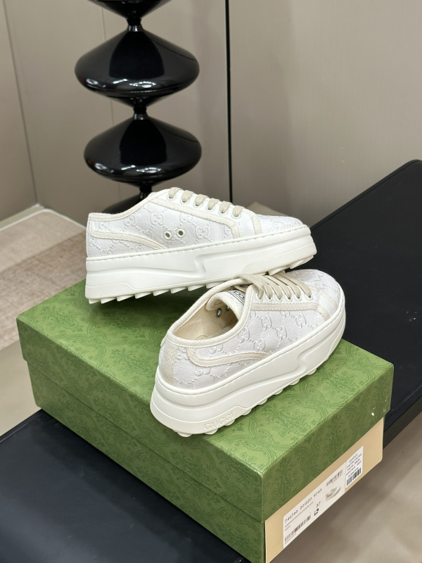 HOT SALE GUCCI women's GG SNEAKER