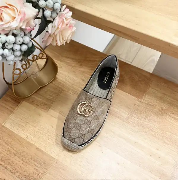 WOMEN'S GG MATELASSÉ CANVAS ESPADRILLE