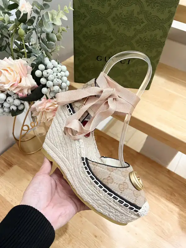 WOMEN'S GG MATELASSÉ PLATFORM ESPADRILLE