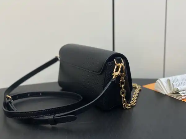 Cheap LOUIS VUITTON TWIST-19*10.5*6.5cm