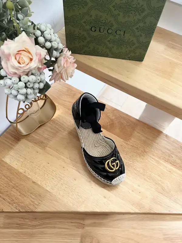 First bag ru GUCCI LEATHER PLATFORM ESPADRILLE