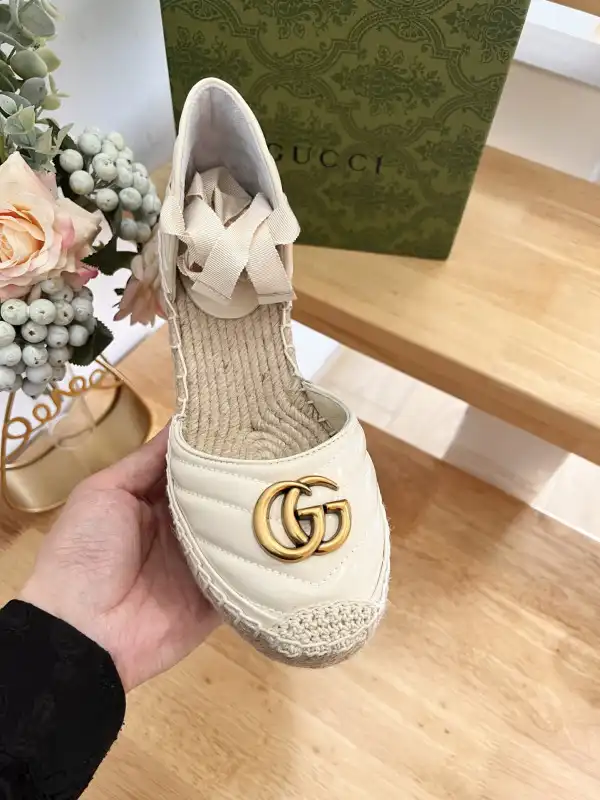 First bag ru GUCCI LEATHER PLATFORM ESPADRILLE