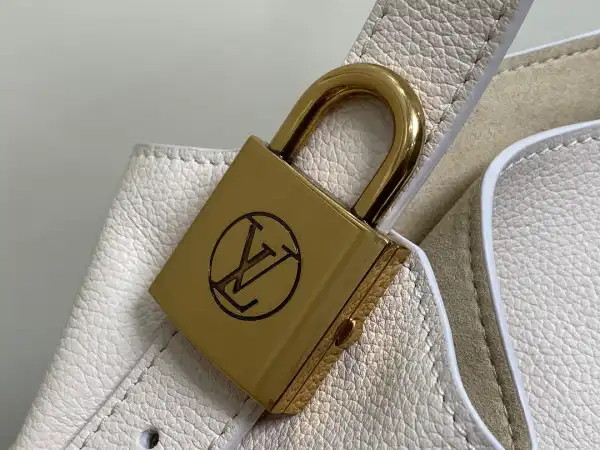 Rep LOUIS VUITTON Low Key Hobo Jh-31*35*18CM