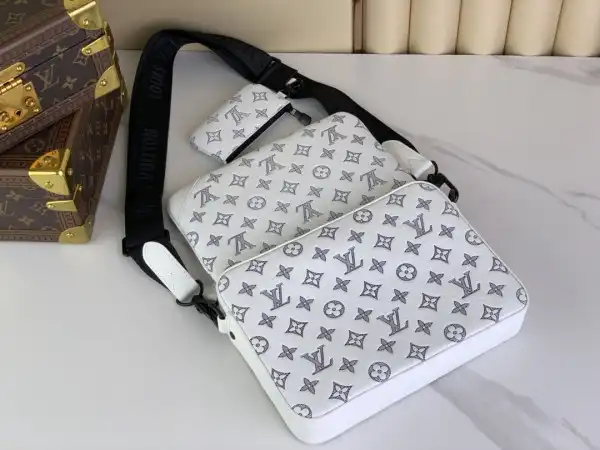 First bag ru LOUIS VUITTON Nano Alpha-24*16*8 cm