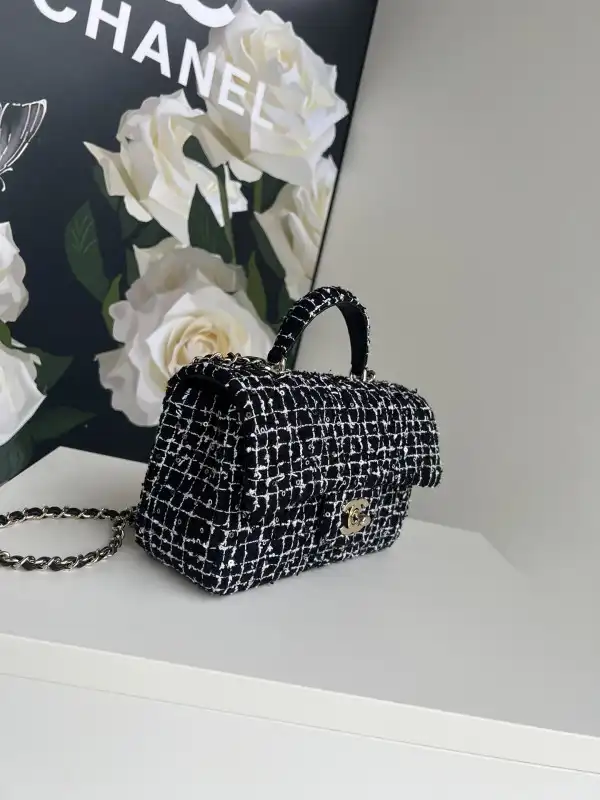 CHANEL FLAP BAG WITH TOP HANDLE-20*12*6cm