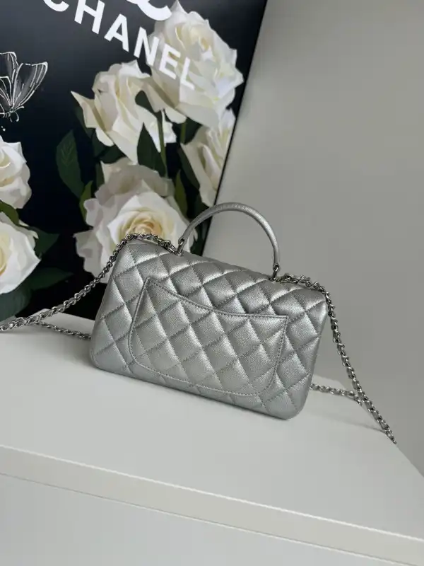 CHANEL FLAP BAG WITH TOP HANDLE-20*12*6cm