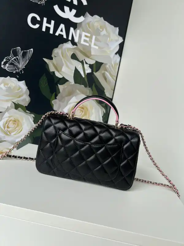 CHANEL FLAP BAG WITH TOP HANDLE-20*12*6cm