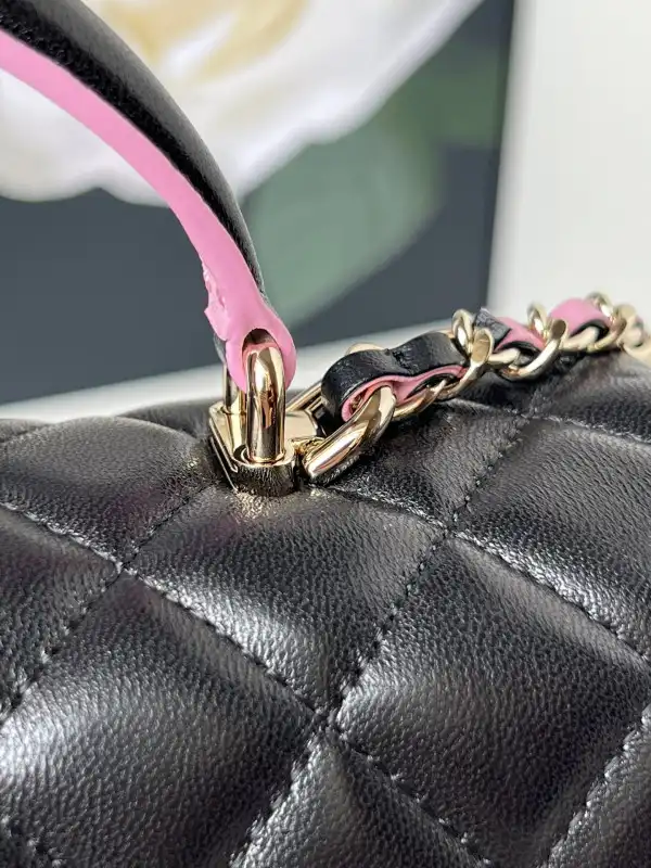 CHANEL FLAP BAG WITH TOP HANDLE-20*12*6cm