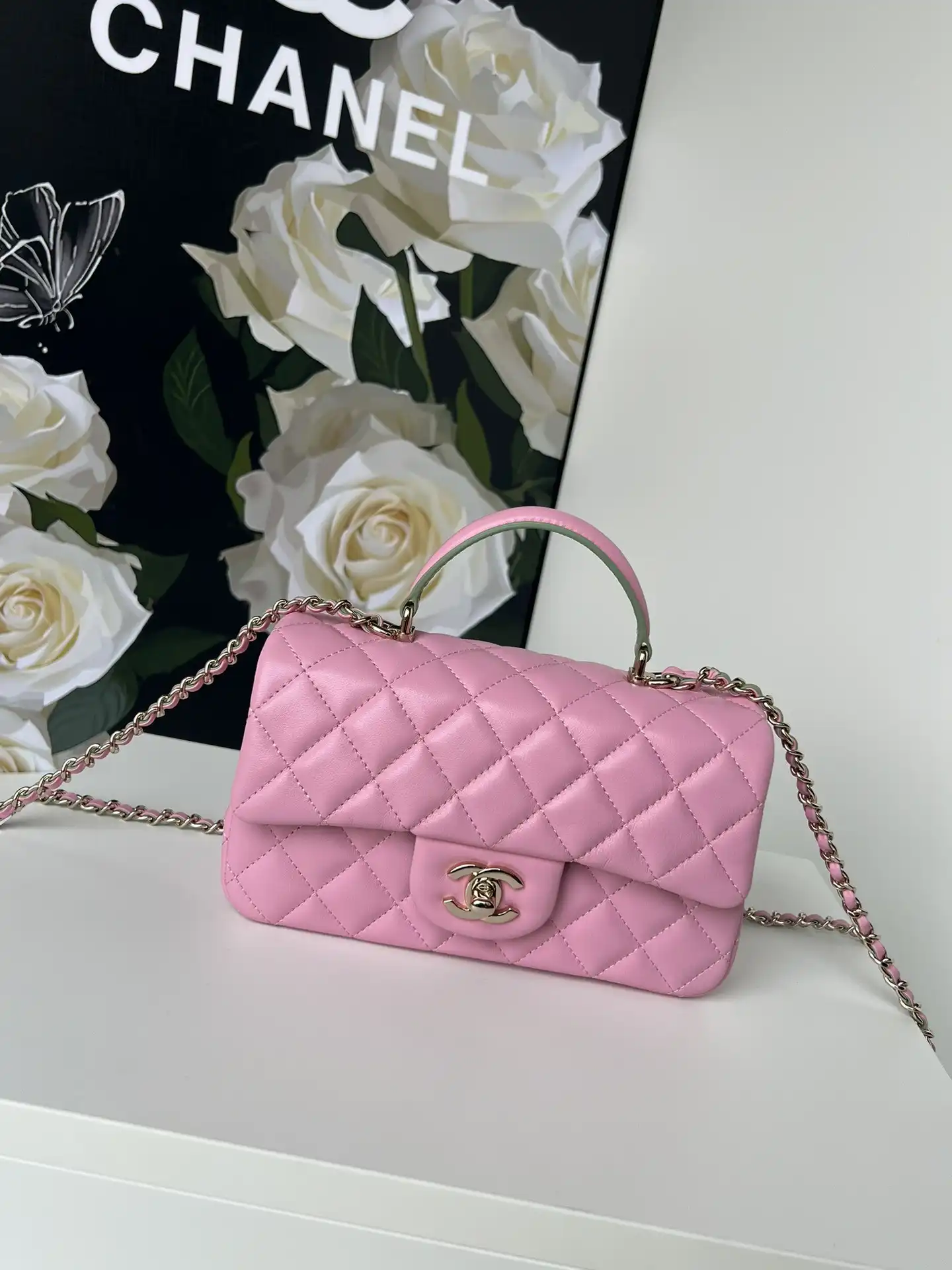 CHANEL FLAP BAG WITH TOP HANDLE-20*12*6cm