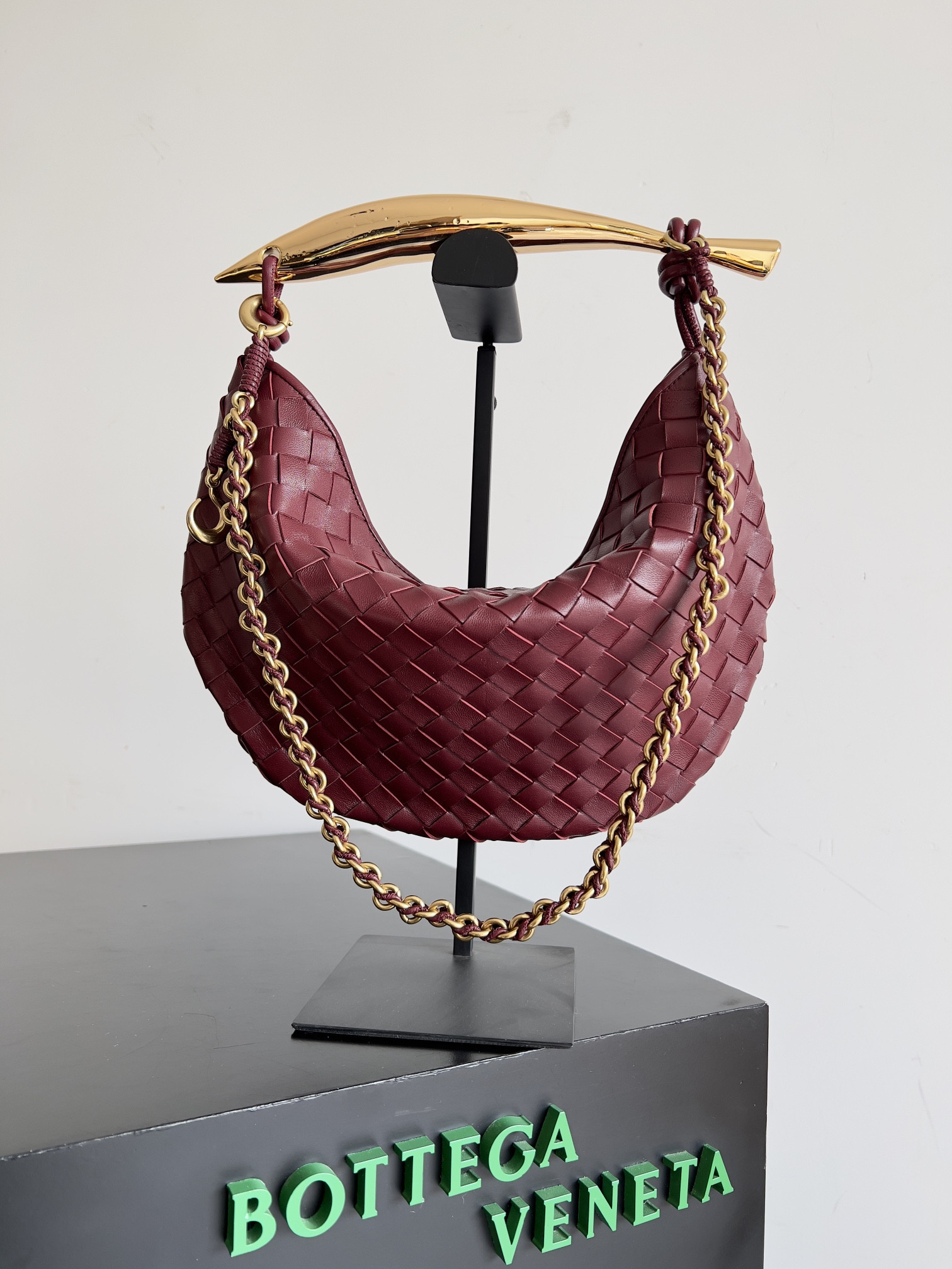 Bottega Veneta Sardine With Chain-33*20*4CM