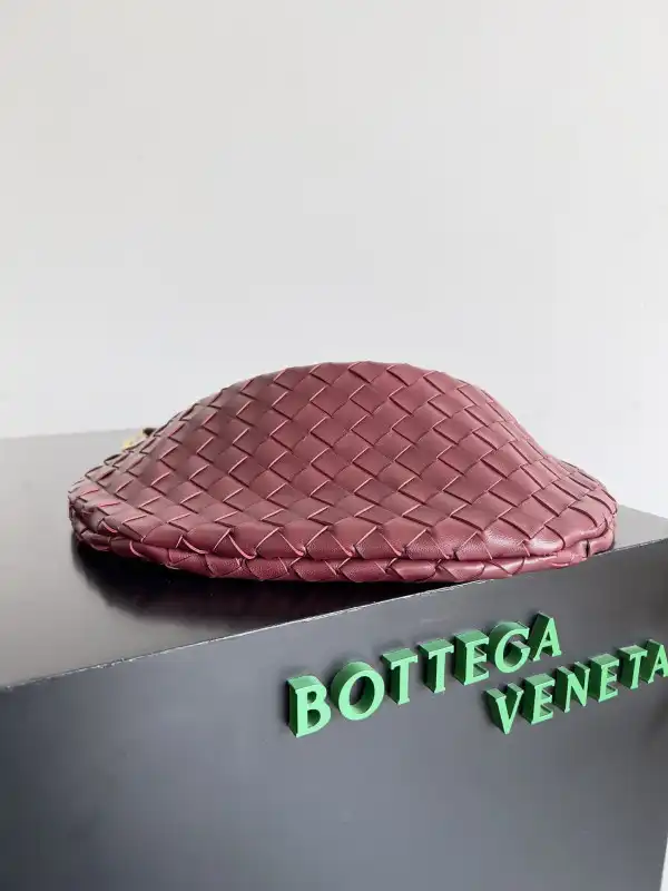 Bottega Veneta Sardine With Chain-33*20*4CM