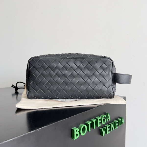 HOT SALE Bottega Veneta  Intrecciato Leather Wallet-On-Strap