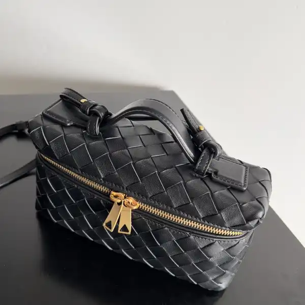 Bottega Veneta  Vanity Case Crossbody Bag