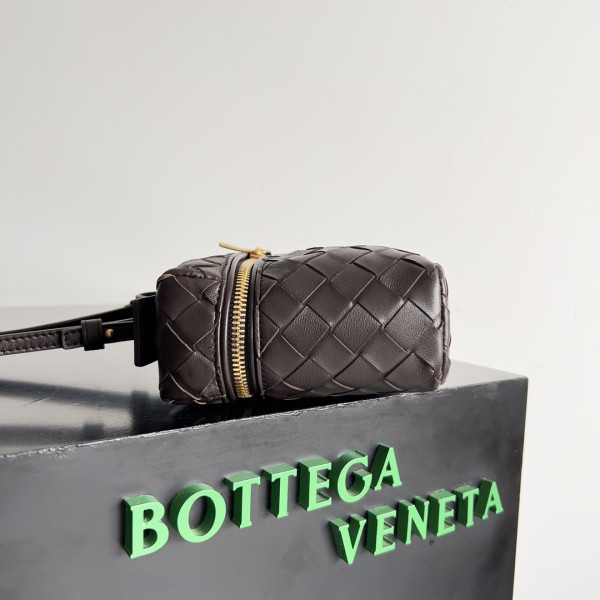 HOT SALE Bottega Veneta  Vanity Case Crossbody Bag