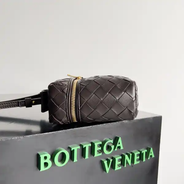 Yupoo bagsoffer Bottega Veneta  Vanity Case Crossbody Bag