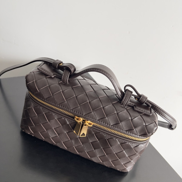 HOT SALE Bottega Veneta  Vanity Case Crossbody Bag