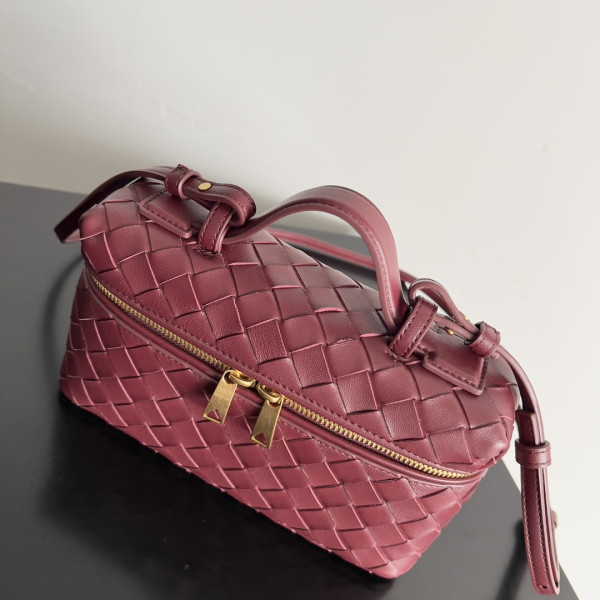 HOT SALE Bottega Veneta  Vanity Case Crossbody Bag