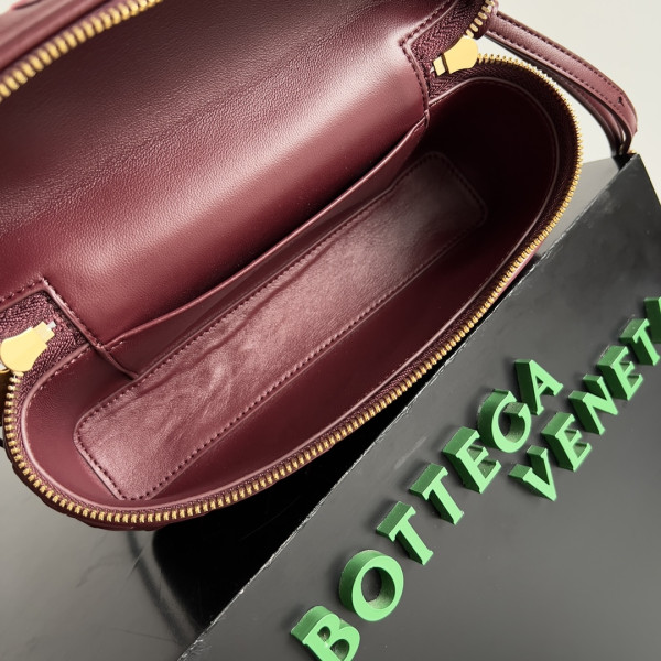 HOT SALE Bottega Veneta  Vanity Case Crossbody Bag