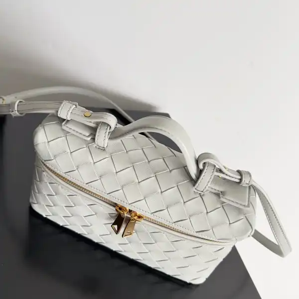 Bottega Veneta  Vanity Case Crossbody Bag